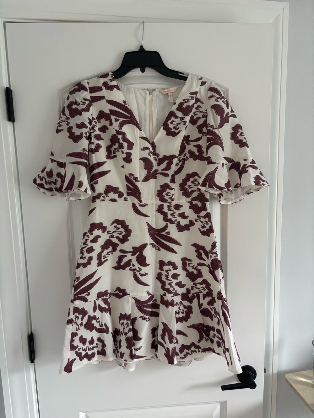 NWT Rebecca Taylor Floral V-Neck Short Sleeve Dress in Cream and Burgundy